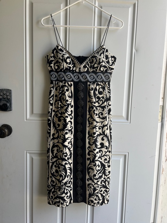 Nicole Miller Dresses & Skirts - Nicole Miller Black and Cream Silk Midi Dress with Embroidered Band